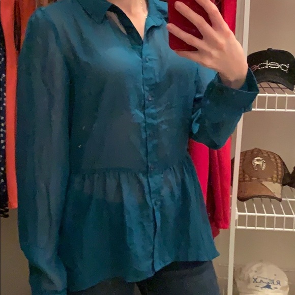 Women’s Paper Tee Long Sleeve Shirt - Picture 3 of 4